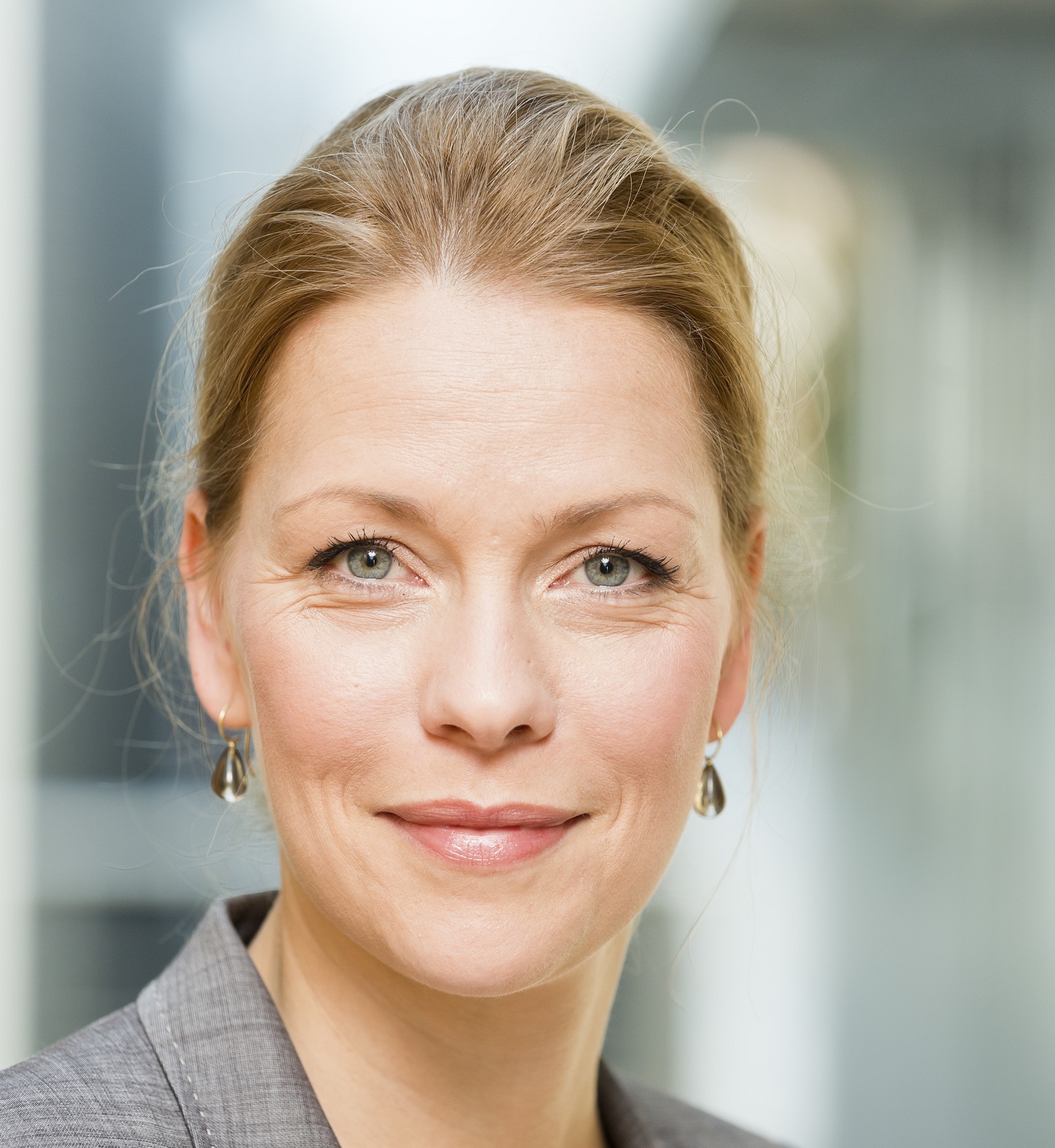 Prof. Dr. Britta Krahn LehrehochN